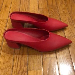 VINCE red mules